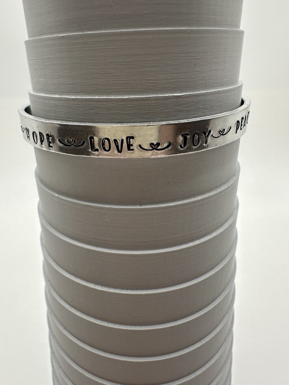 Silver Tone Cuff Bracelet “Peace, Love, Hope, Joy” Size 7